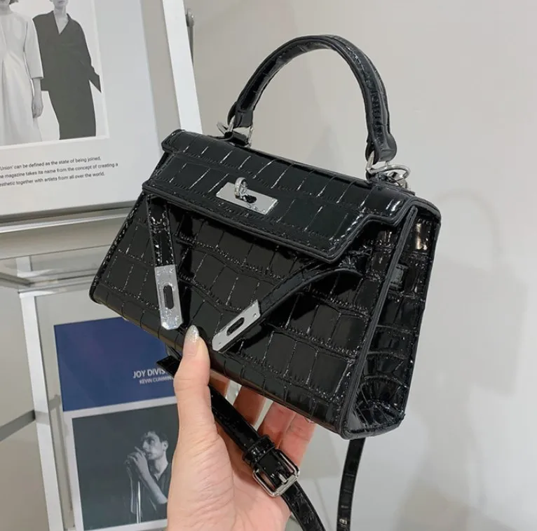 【Sp house】慾望城市全真牛皮側肩斜背手提女包 歷史價格詳細信息