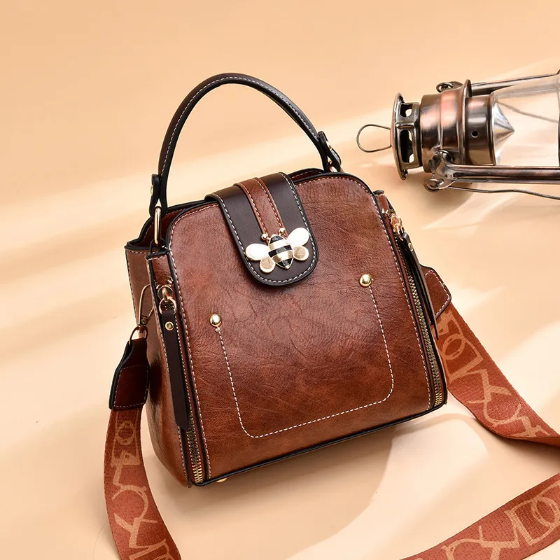 【Sp house】撞色新風潮側肩斜背大容量女用包(4色可選) 歷史價格詳細信息