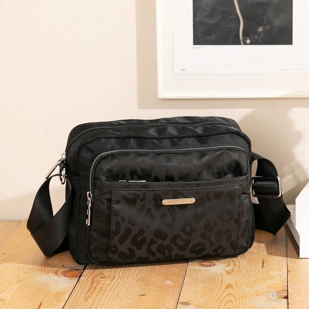 【金安德森】叢林漫遊 方形輕巧隨身包(岩石灰) 歷史價格詳細信息