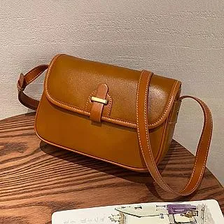 【伊卡柔Ikary】時尚高級感百搭撞色真皮水桶包(9816米白) 歷史價格詳細信息