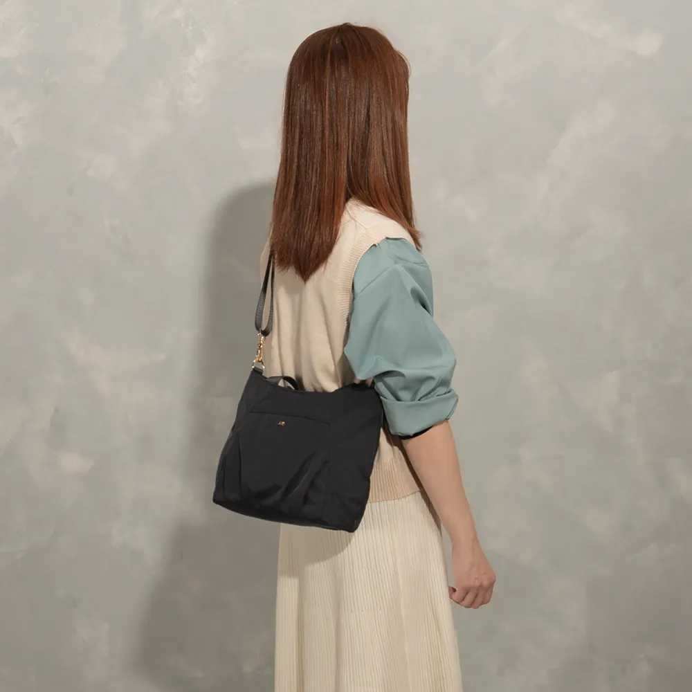 J II 手提包 茉莫多隔層防潑水手提斜背包-煙燻灰-7008-31 歷史價格詳細信息