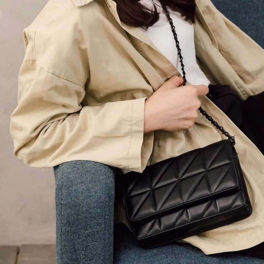 經典黑白斜紋百搭菱形巾真絲女士通勤裝飾桑蠶絲絲巾長飄帶領巾 歷史價格詳細信息