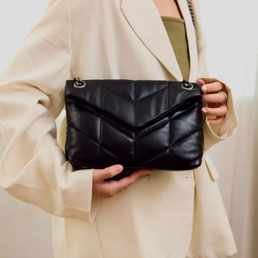 經典黑白斜紋百搭菱形巾真絲女士通勤裝飾桑蠶絲絲巾長飄帶領巾 歷史價格詳細信息