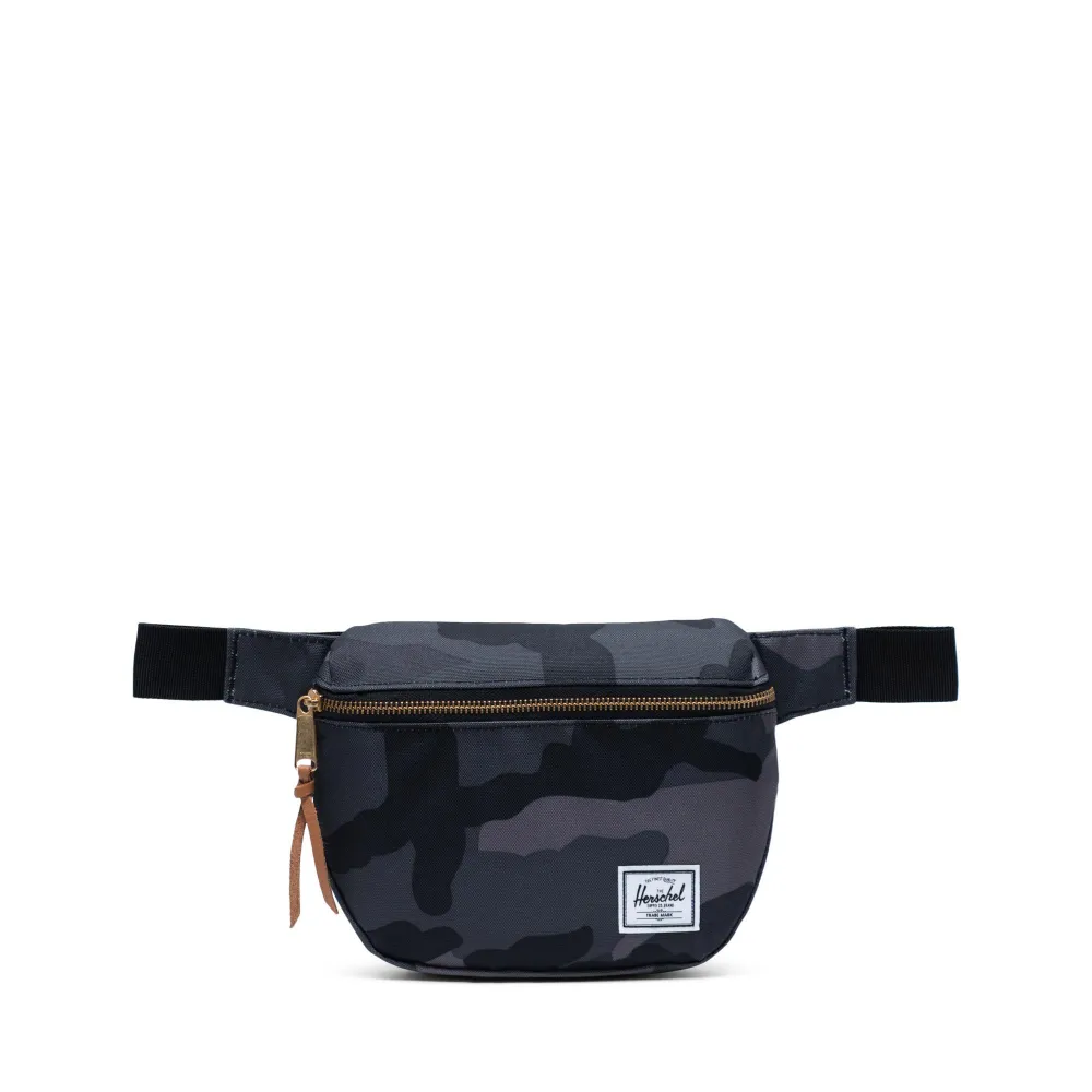 【Herschel】Fifteen 腰包 側背包 拉鍊 輕量 2L - 消光黑 歷史價格詳細信息