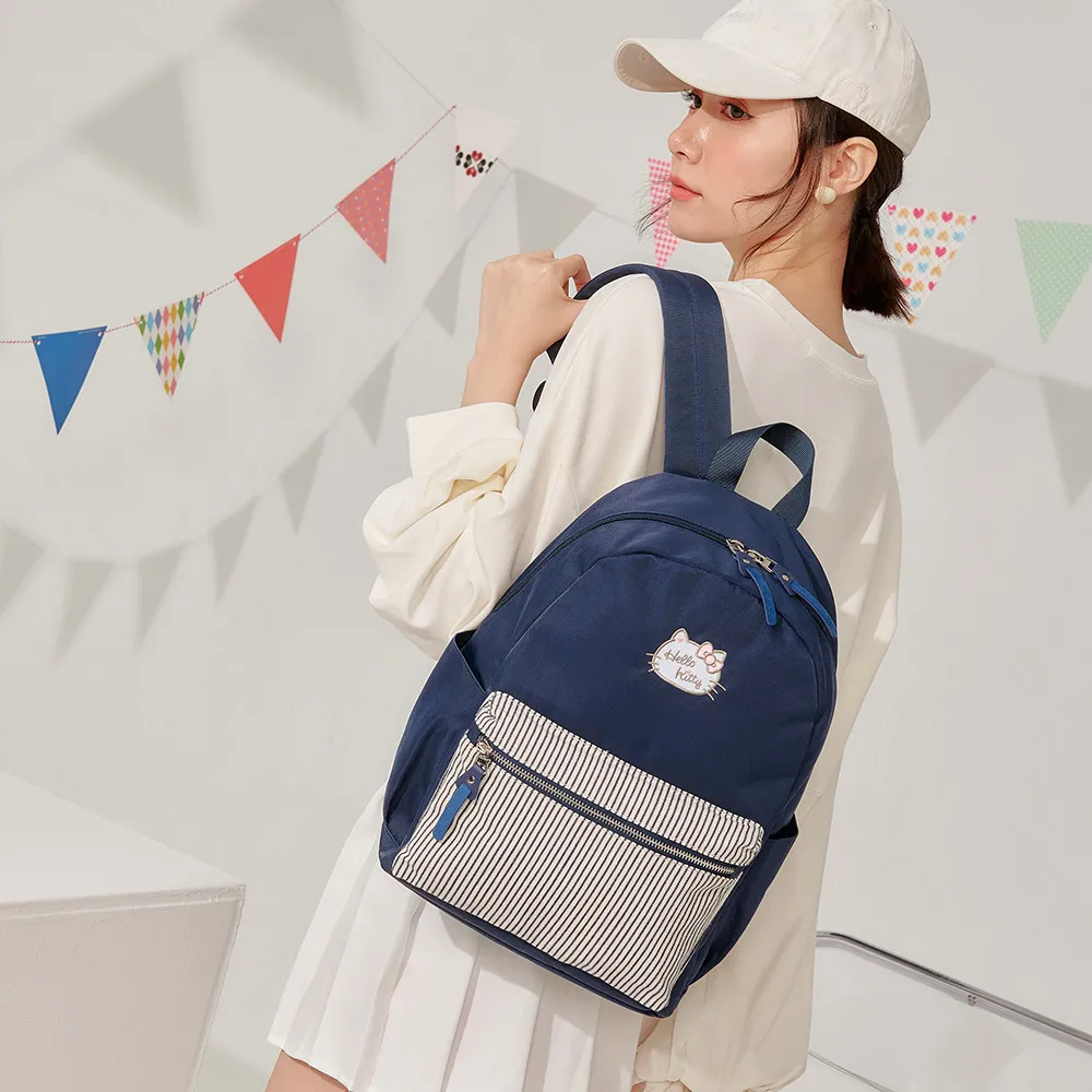 【Hello Kitty】甜心凱蒂-票卡零錢包-深藍 KT03D06NY 歷史價格詳細信息