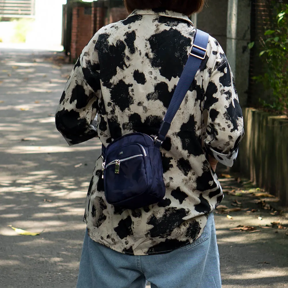 J II斜背包 亞斯多隔層尼龍斜背包-8112-11-多色任選 歷史價格詳細信息