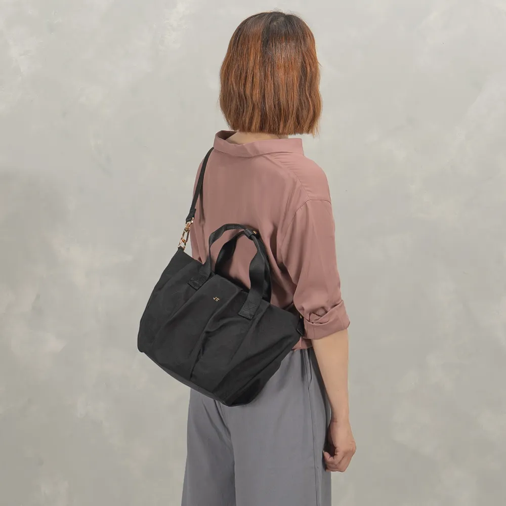 J II 手提包 蘿拉三層手提斜背包-黑色-7010-1 歷史價格詳細信息