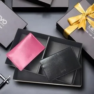 【LIEVO】天然小羊皮名片夾-情人節禮盒(率性黑+桃紅) 歷史價格詳細信息