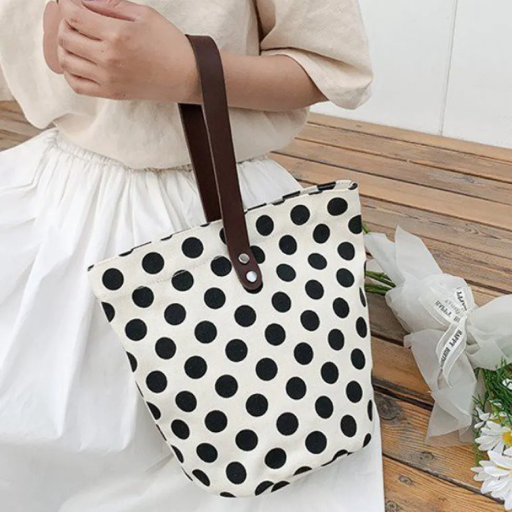 【Sayaka紗彌佳】日系皮質可折疊便攜式口罩收納夾 歷史價格詳細信息