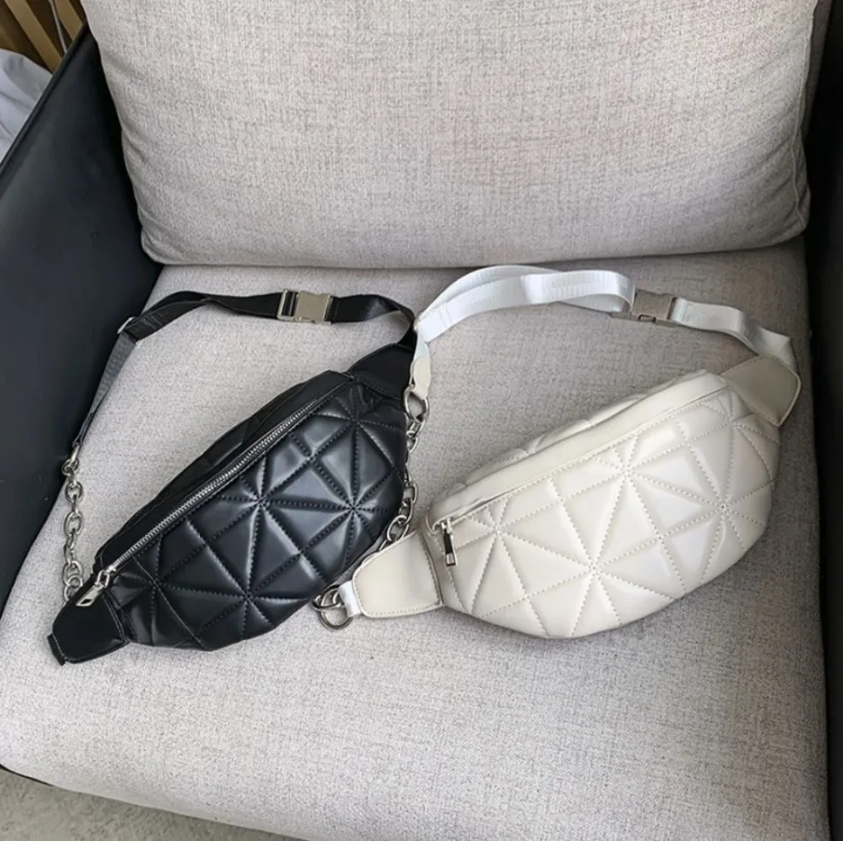 【Sp house】魅力男人精選單簡約防潑水斜肩側背包(2色可選) 歷史價格詳細信息