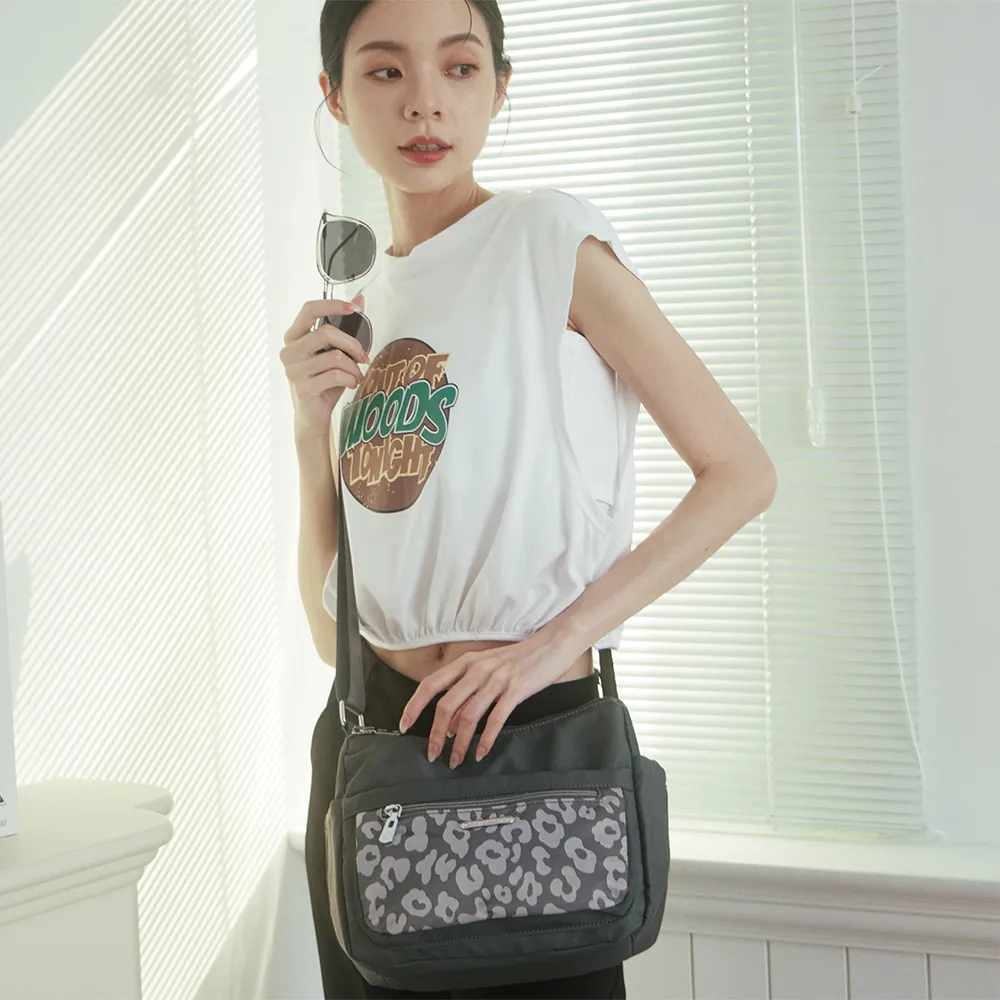 【金安德森】叢林漫遊 造型斜側包-魅惑黑 歷史價格詳細信息