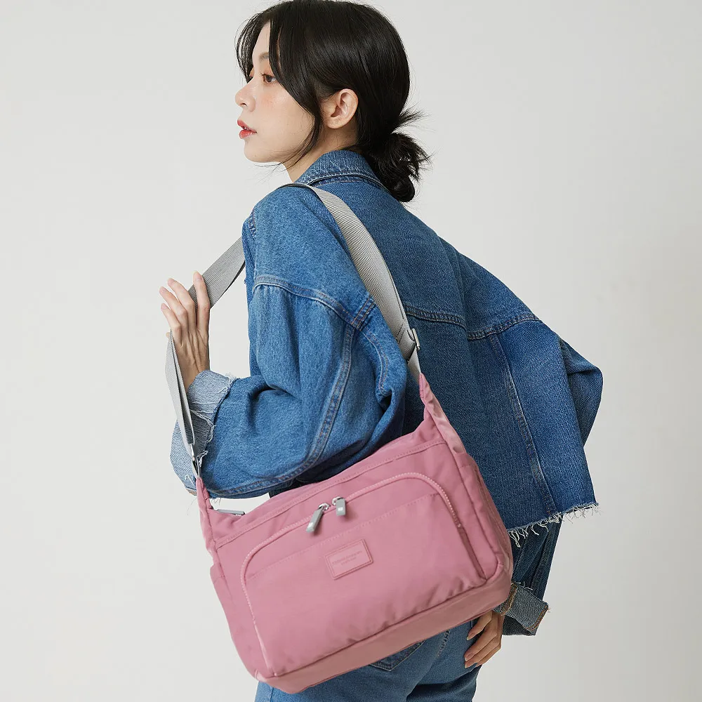 【金安德森】輕甜旅程 多功能隔層大款後背包-黑色 歷史價格詳細信息