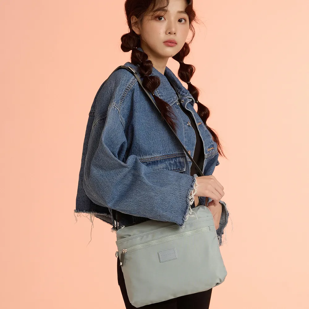 【金安德森】輕甜旅程 圓弧簡約斜側包-淺湖藍 價格比較,價格查詢,歷史價格詳細信息