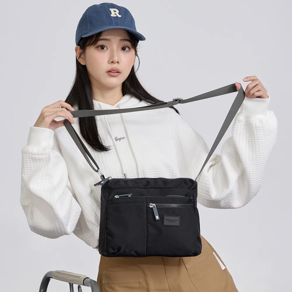 【金安德森】輕甜旅程 多功能隔層斜側包-黑色 歷史價格詳細信息