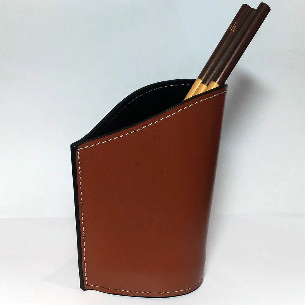 Artkina 皮革單筆套-咖啡 歷史價格詳細信息