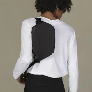 【Cote&Ciel】Luve Pleated Black No.29096 側背包 歷史價格詳細信息