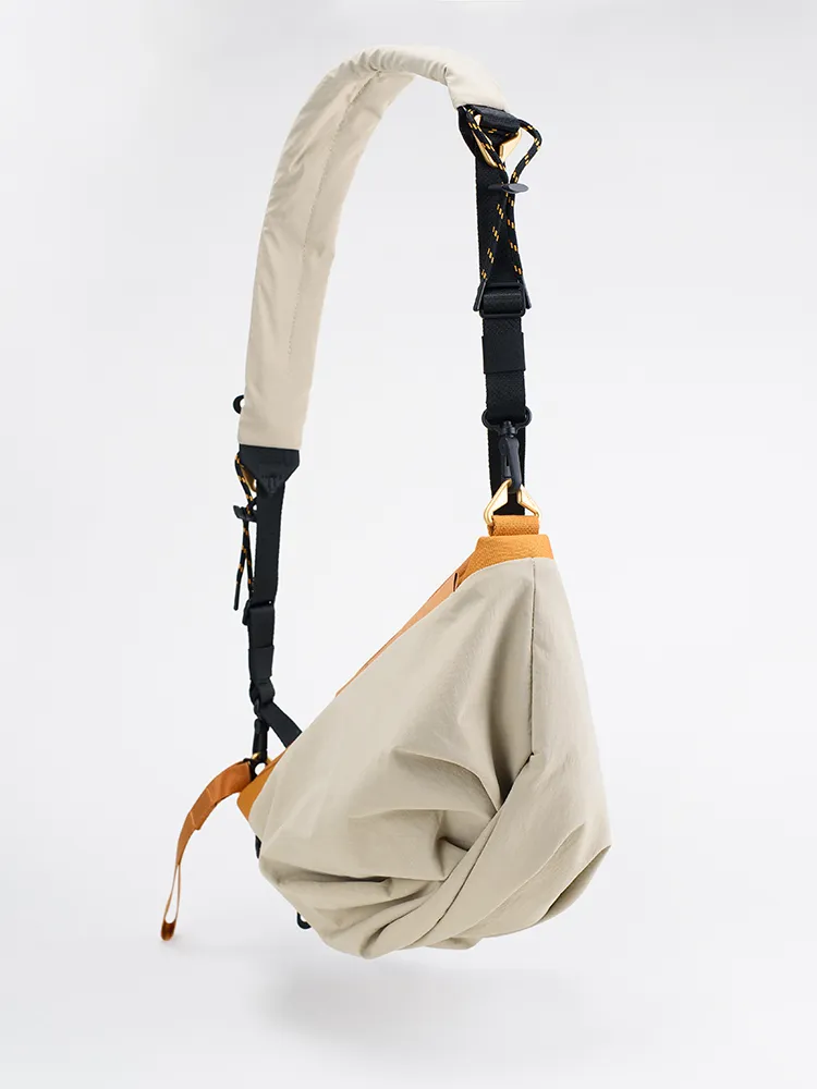 【Cote&Ciel】COTE&CIEL Mini Duffle Snow Logo Whiteo No.28989 側背包 歷史價格詳細信息