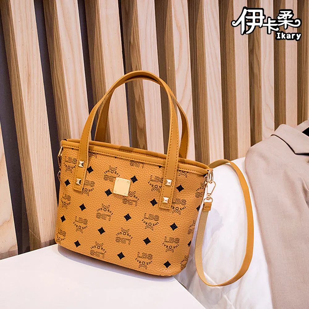 伊卡柔Ikary-印花撞色不修邊背帶肩背大容量通勤休閒托特包C011杏咖 歷史價格詳細信息