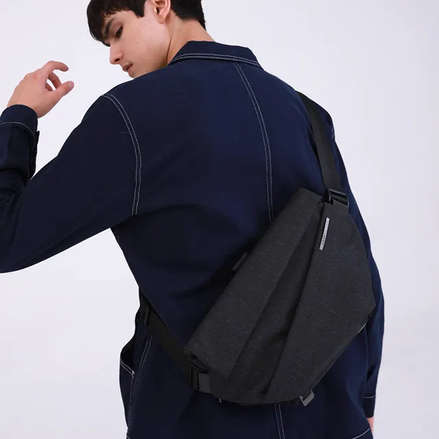 NIID｜Radiant R1 極速行動單肩包 牛仔藍 歷史價格詳細信息