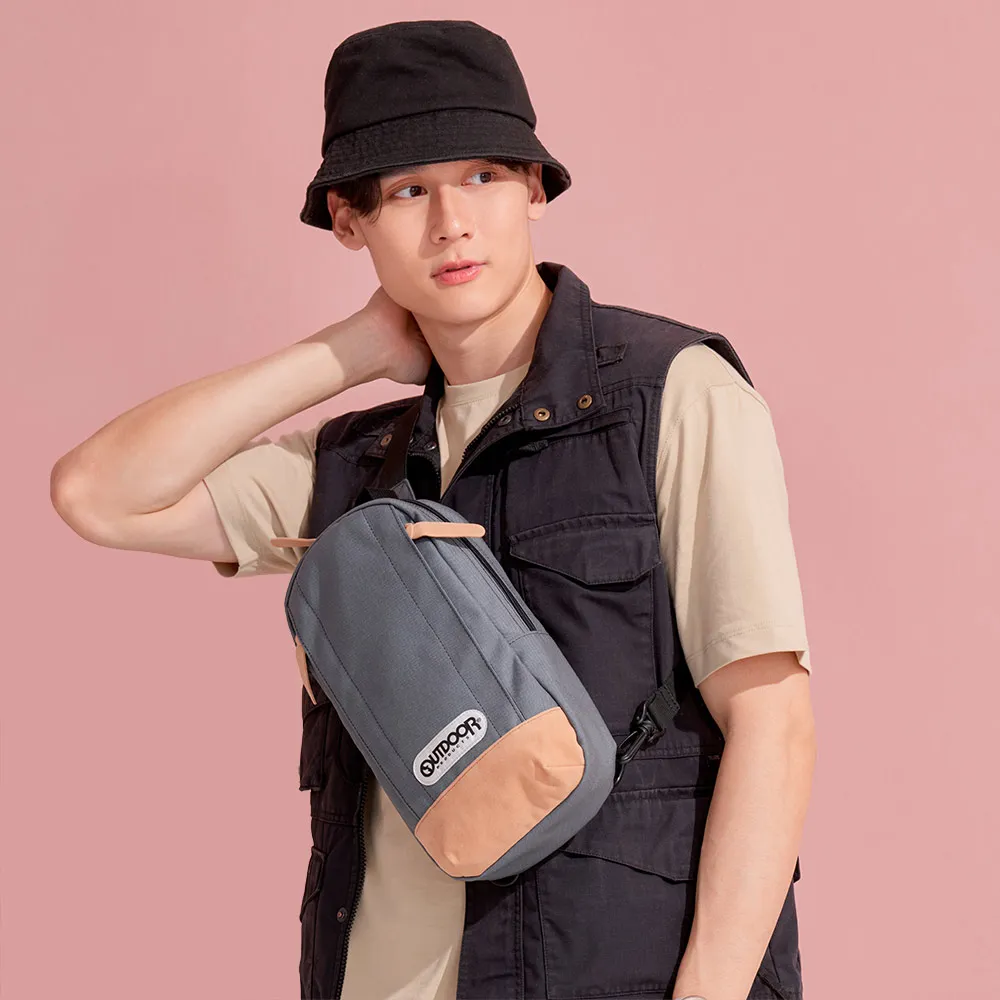 【OUTDOOR】率真年代-14吋筆電皮底後背包 透氣背墊大容量 電腦包 上課書包 包包 男 女 桃紅色 歷史價格詳細信息