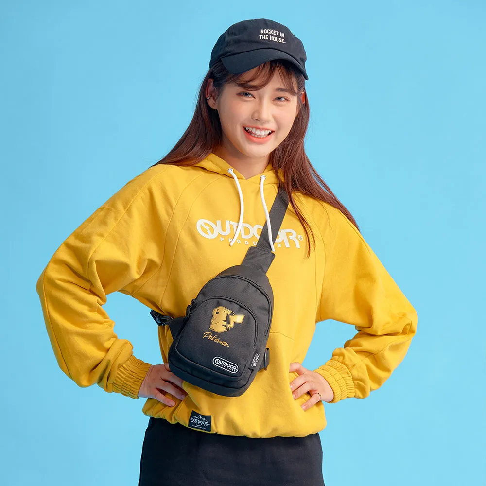 【OUTDOOR】寶可夢Pokemon金典皮卡丘直式側背包-黑色 ODGO22S03BK 歷史價格詳細信息