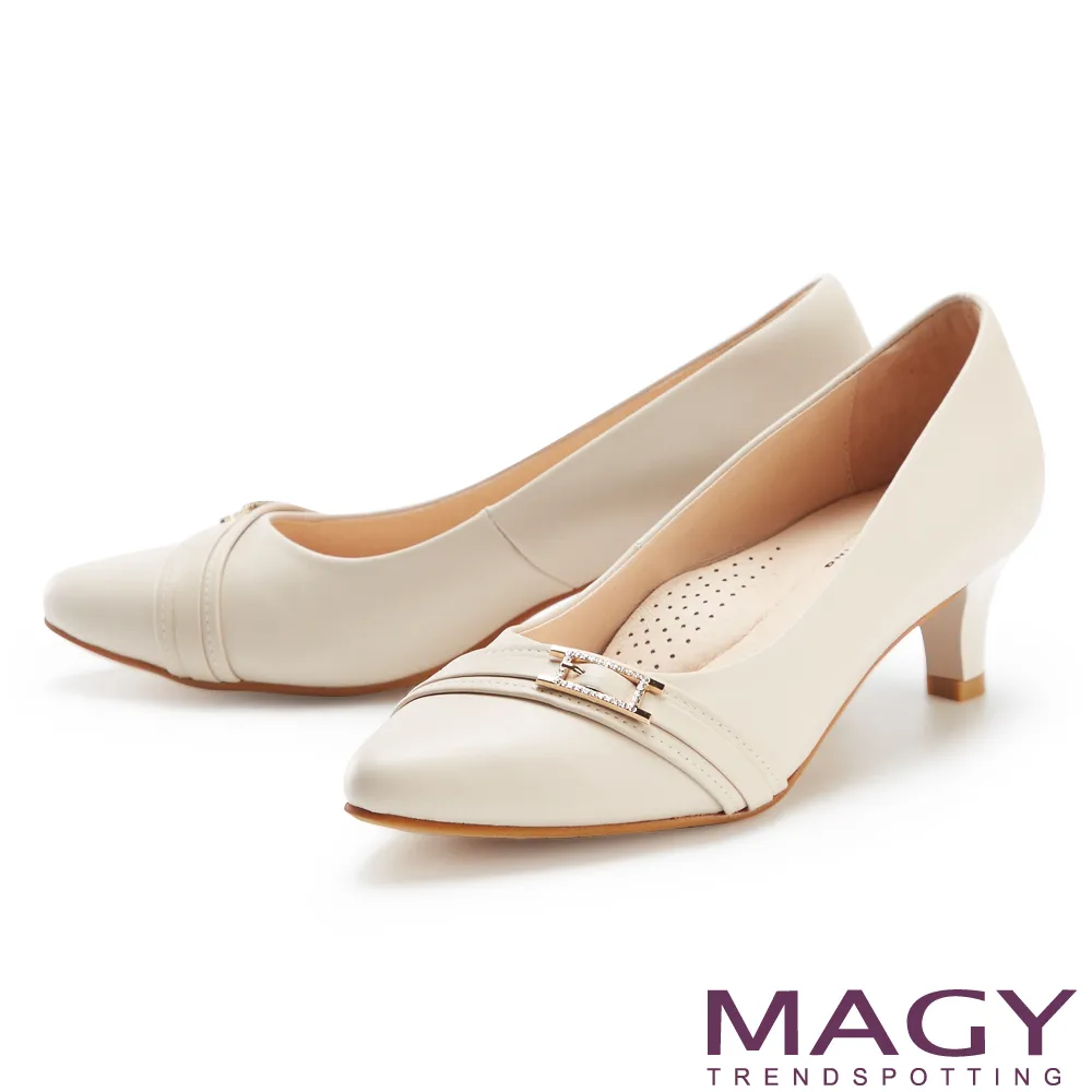 MAGY 真皮親膚舒適尖頭 女 平底鞋 黑色 歷史價格詳細信息