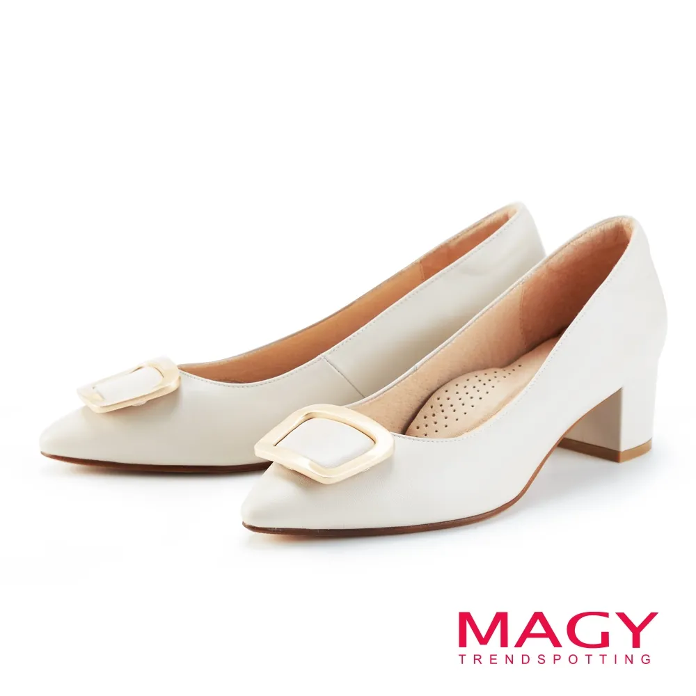 MAGY 方釦蝴蝶結牛皮尖頭低跟鞋 米色 歷史價格詳細信息