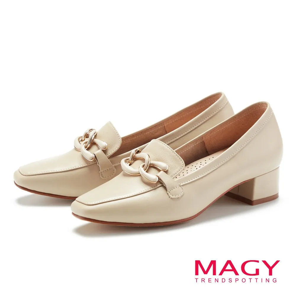 【MAGY】方頭壓紋牛皮蝴蝶結楔型中跟鞋(黑色) 歷史價格詳細信息