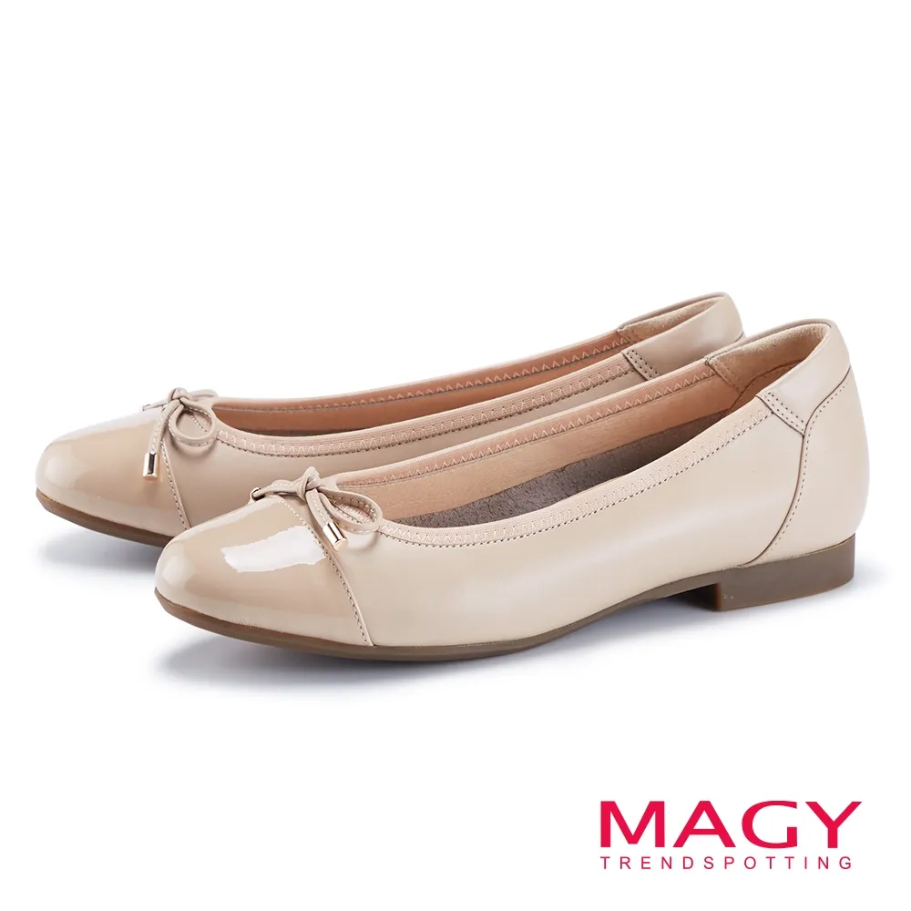 MAGY 細版蝴蝶結壓紋牛皮休閒鞋 棕色 歷史價格詳細信息