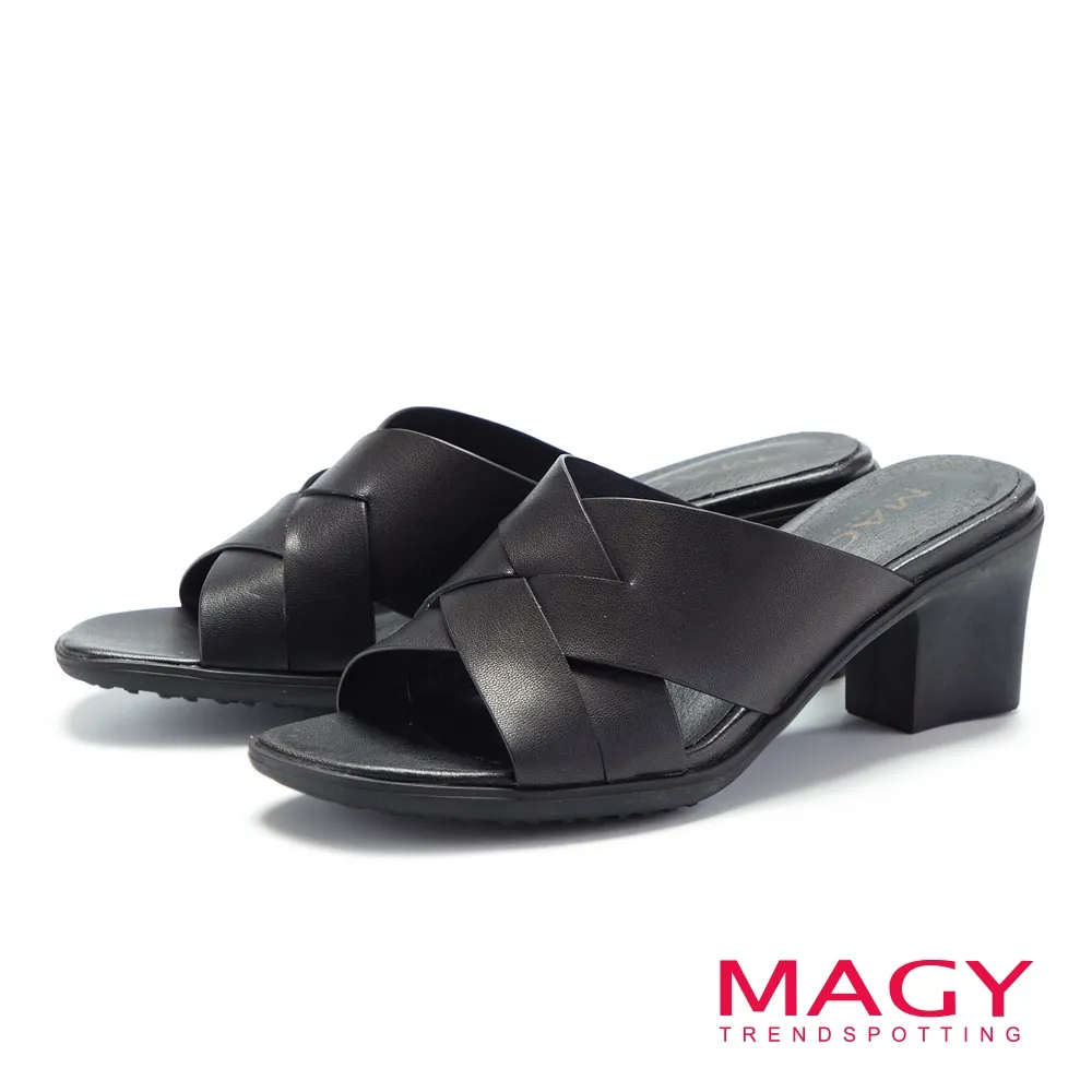 【MAGY】打蠟牛皮百搭粗跟短靴(咖啡) 歷史價格詳細信息