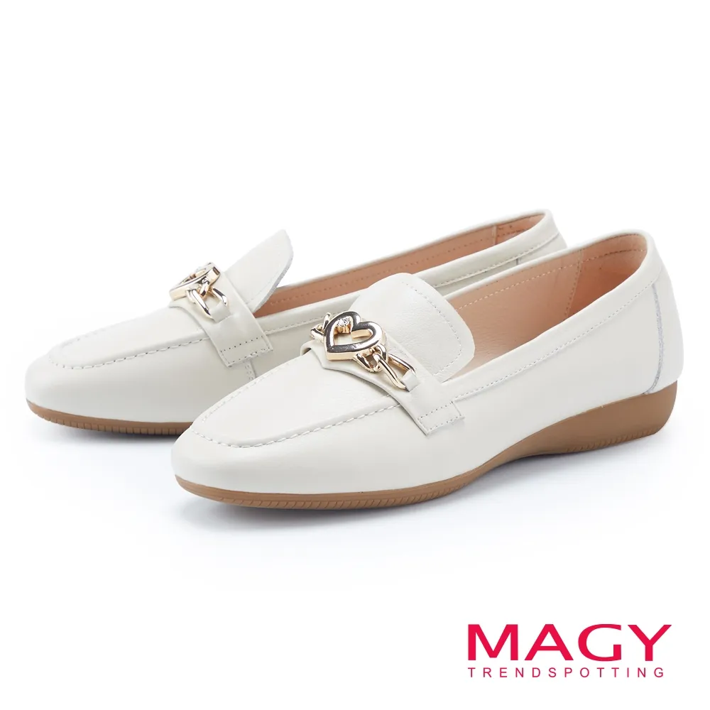 MAGY 金屬愛心飾釦真皮平底樂福鞋 黑色 歷史價格詳細信息