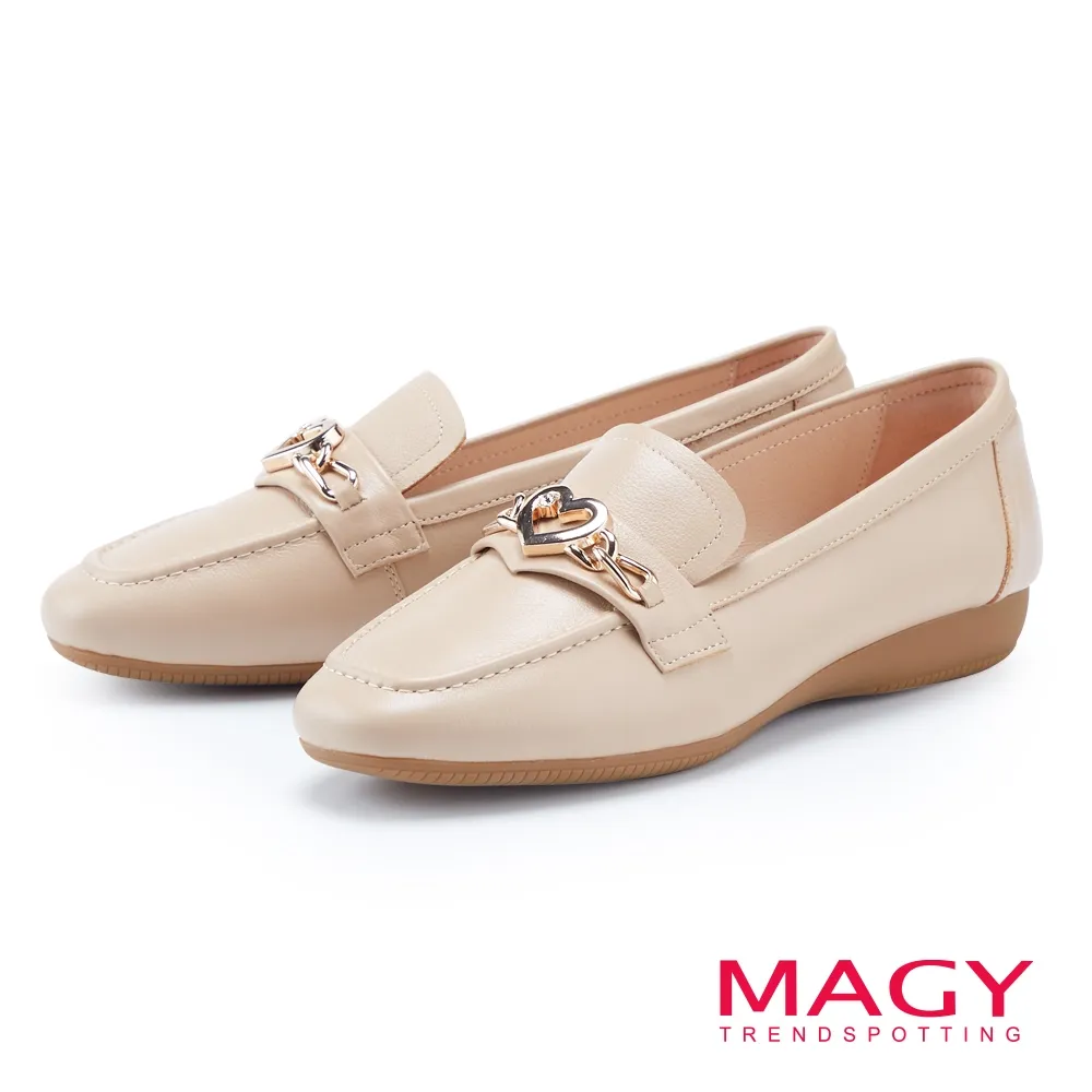MAGY 金屬愛心飾釦真皮平底樂福鞋 黑色 歷史價格詳細信息