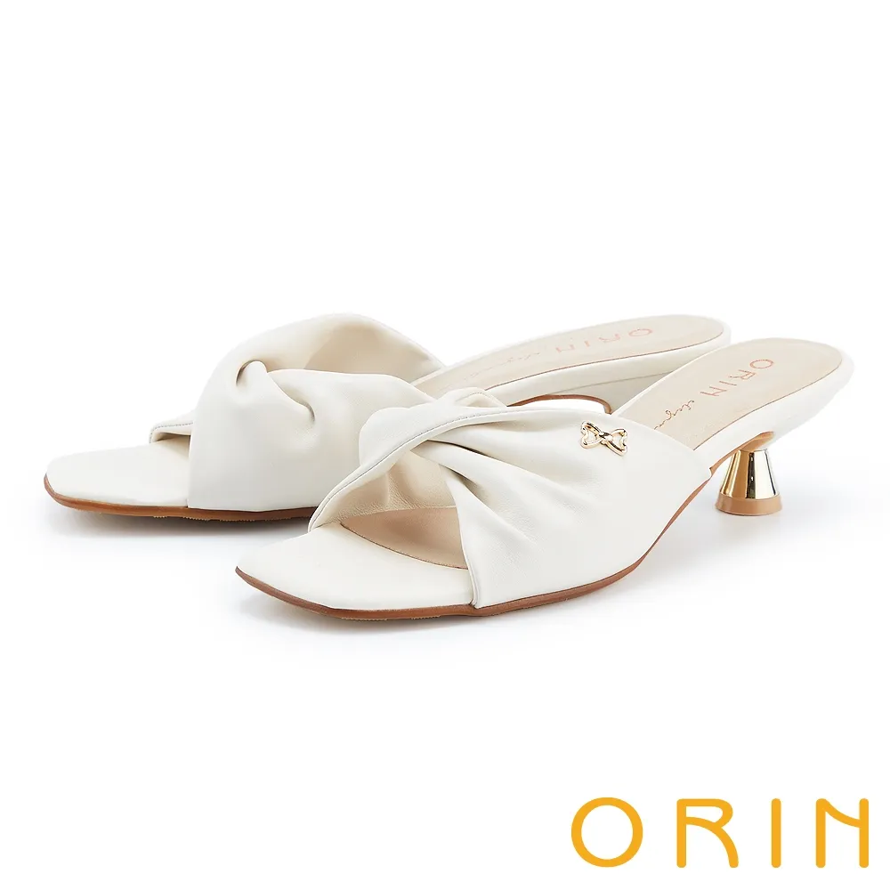 ORIN 羊皮蝴蝶結飾釦尖頭平底鞋 白色 歷史價格詳細信息