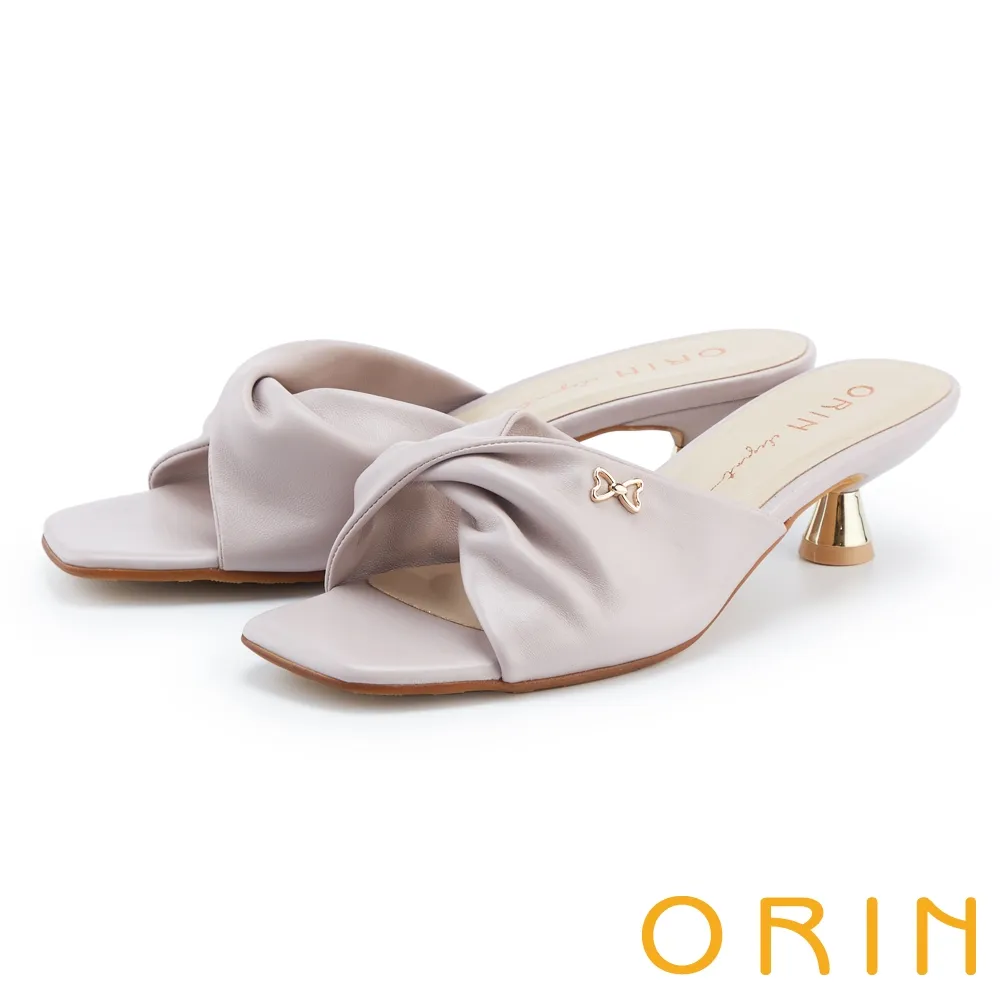 ORIN 羊皮蝴蝶結飾釦尖頭平底鞋 白色 歷史價格詳細信息