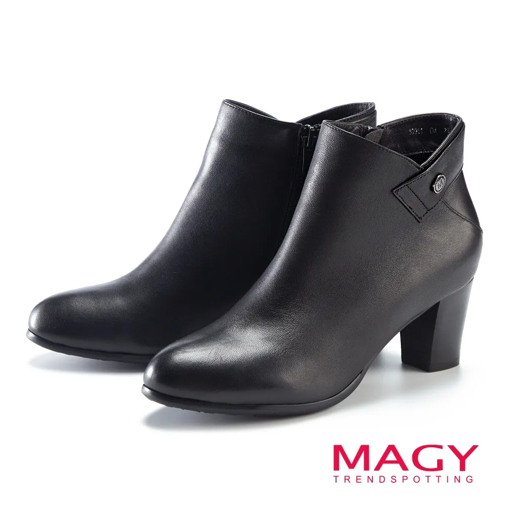 【MAGY】金屬LOGO真皮粗高跟 女 短靴(咖啡) 歷史價格詳細信息