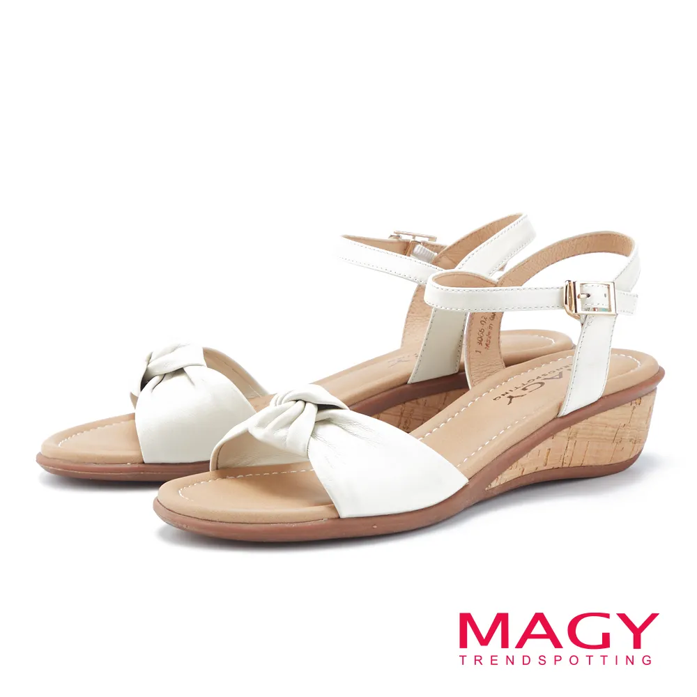 MAGY 俏麗扭結一字帶楔型涼鞋 米白 價格比較,價格查詢,歷史價格詳細信息