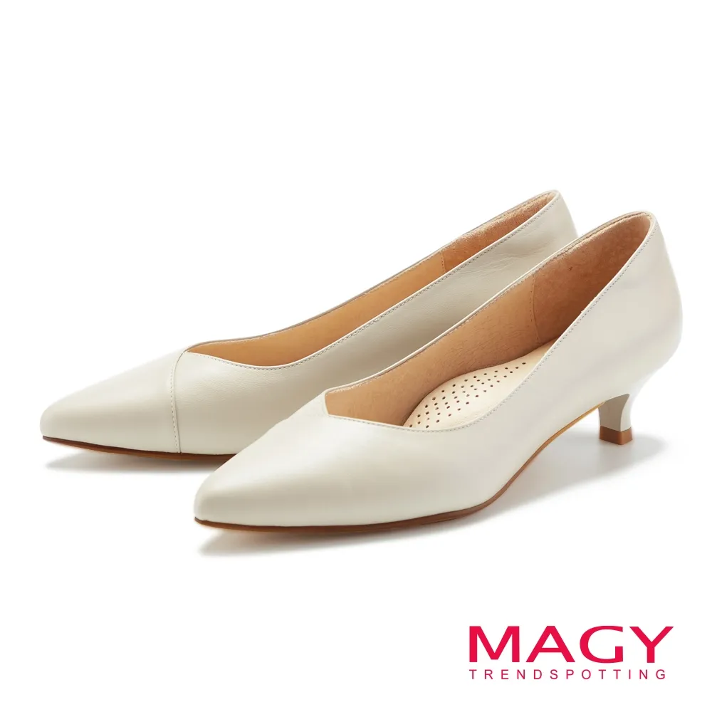 【MAGY】羊皮尖頭V口高跟踝靴(黑色) 歷史價格詳細信息