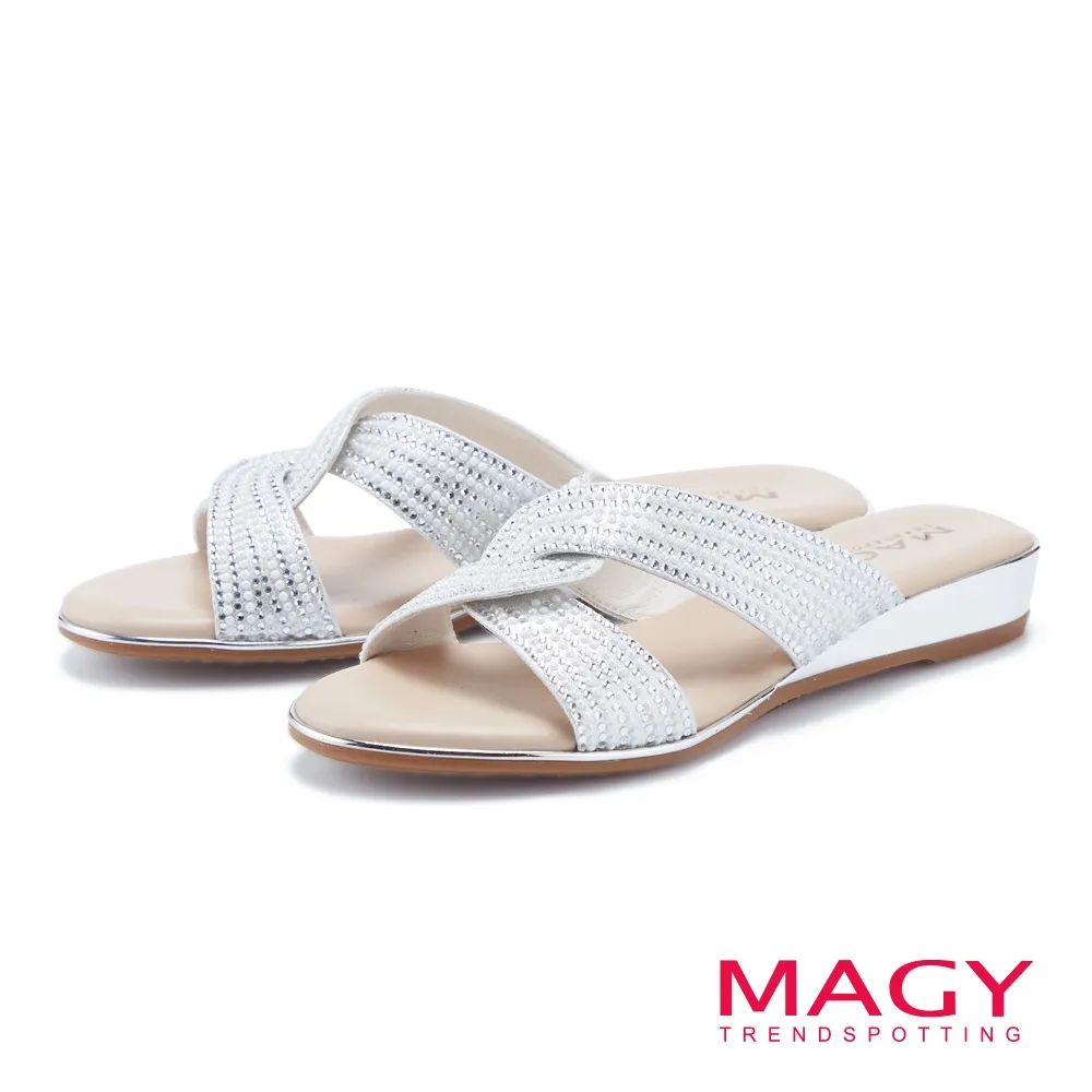 MAGY 閃耀燙鑽踝帶高跟涼鞋 米白 歷史價格詳細信息