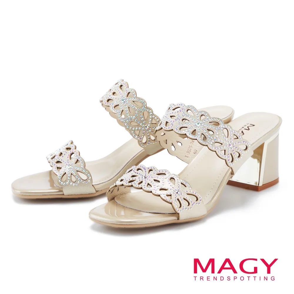 MAGY 燙鑽布面楔型低跟鞋 黑色 歷史價格詳細信息