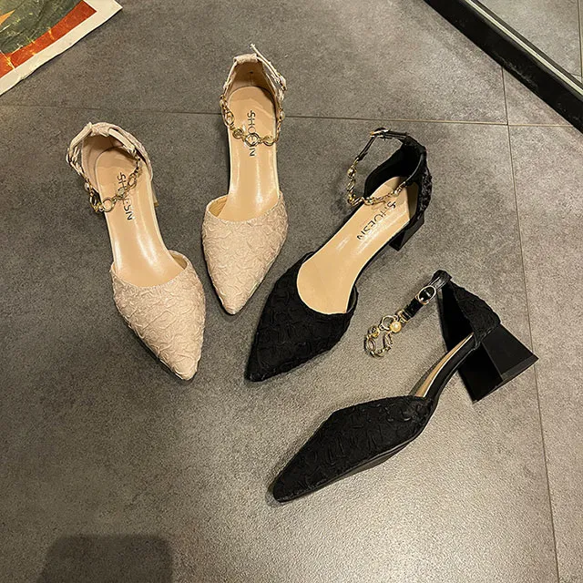 【韓國K.W.】Y4526現貨36碼歐洲站小雛菊松糕鞋(韓國K.W./女鞋/現貨) 歷史價格詳細信息