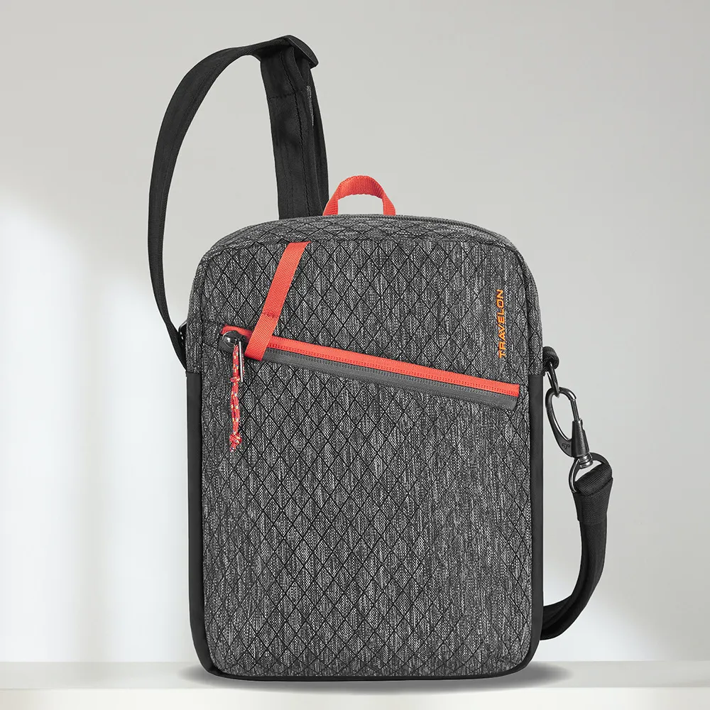 TRAVELON Greenlander防盜斜背包(黑) 歷史價格詳細信息