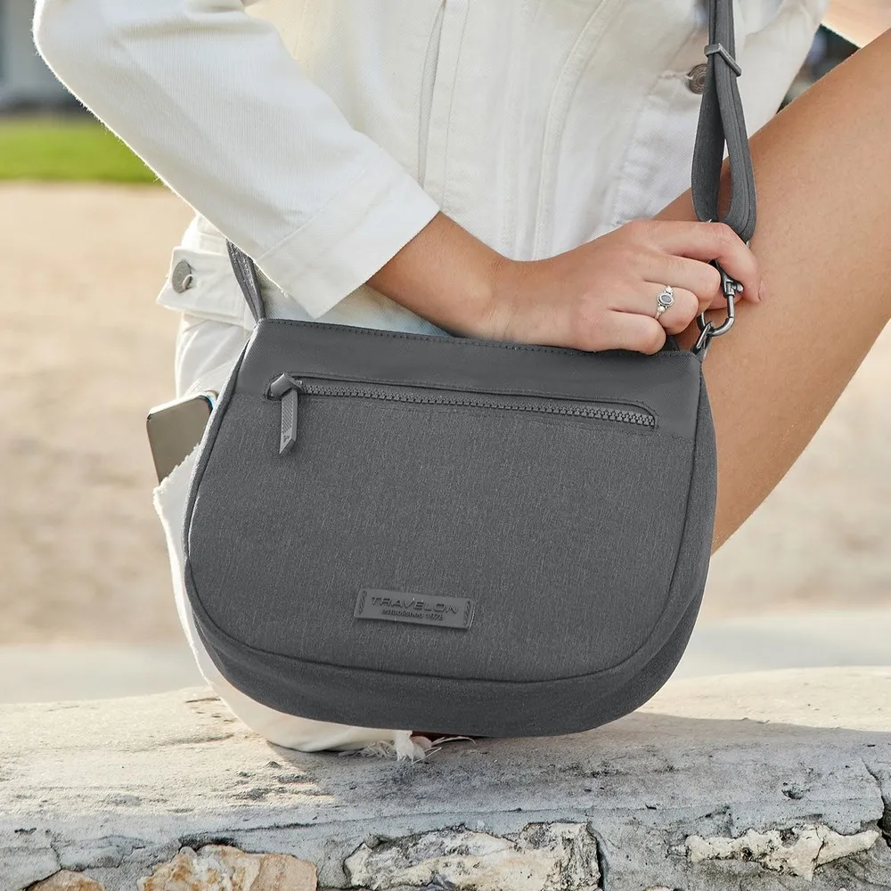 TRAVELON Metro 3層防盜隨身斜背包(黑) 歷史價格詳細信息