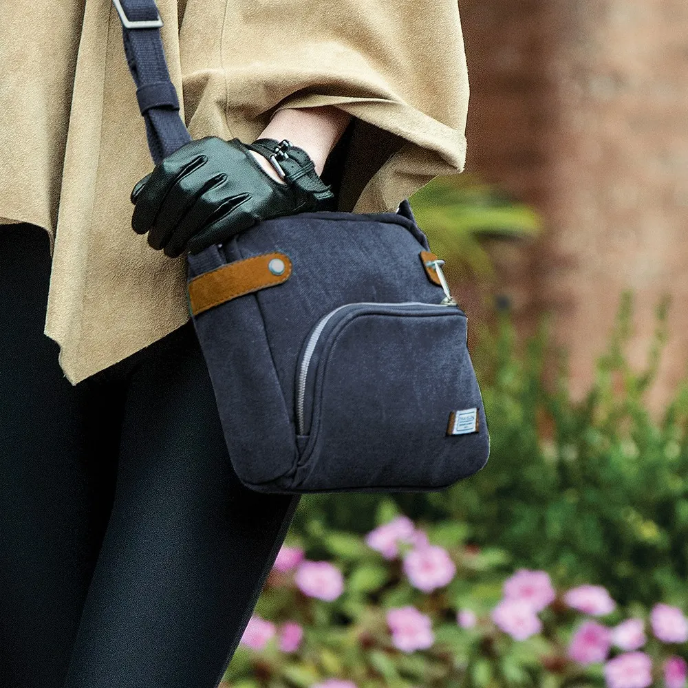 TRAVELON 三層防盜斜背包(牛仔灰) 歷史價格詳細信息