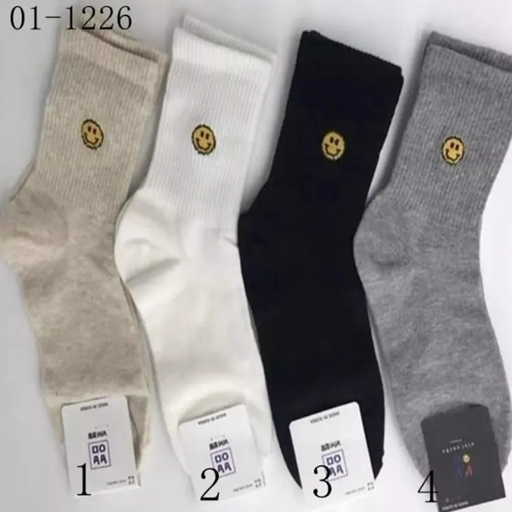 韓國 socks appeal X SML 厭世小怪物點點中桶襪 (酒紅) 歷史價格詳細信息