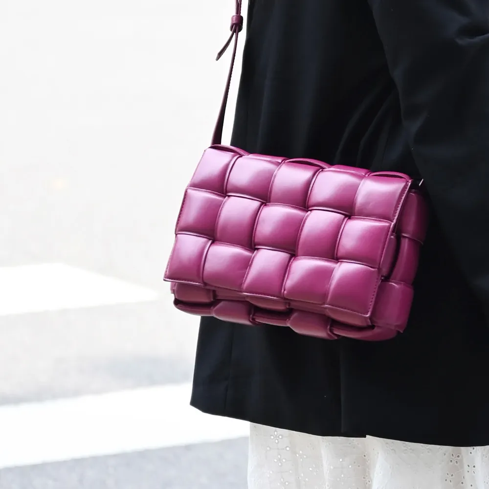 BOTTEGA VENETA 591900 可調式手工編織牛皮手環.紅/桃 歷史價格詳細信息