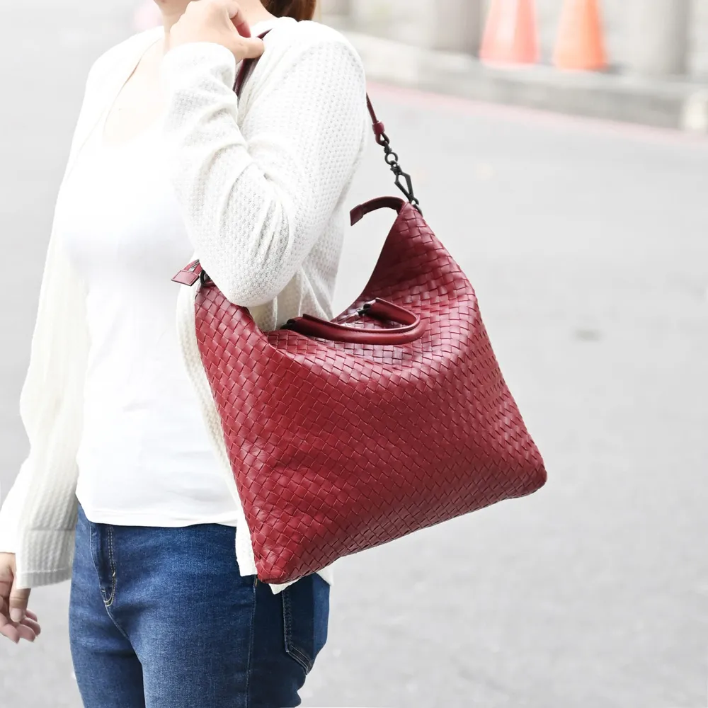 BOTTEGA VENETA 手工編織小牛皮3卡拉鍊卡片夾/零錢包(暗綠) 歷史價格詳細信息