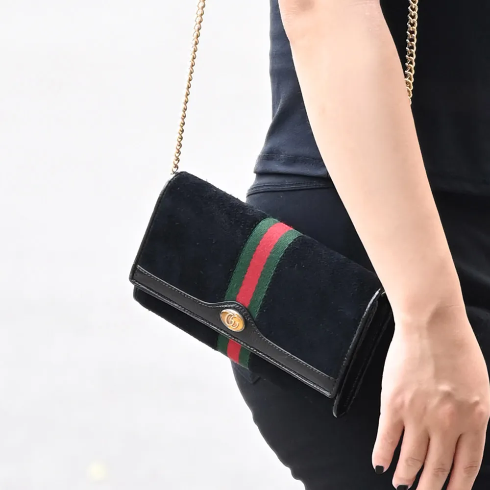 Gucci 經典 綠紅織帶logo設計 男生 拉鍊長夾 歷史價格詳細信息