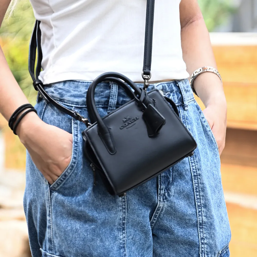 【COACH】滑面牛皮前口袋中性男款斜背兩用胸前腰包(黑) 歷史價格詳細信息