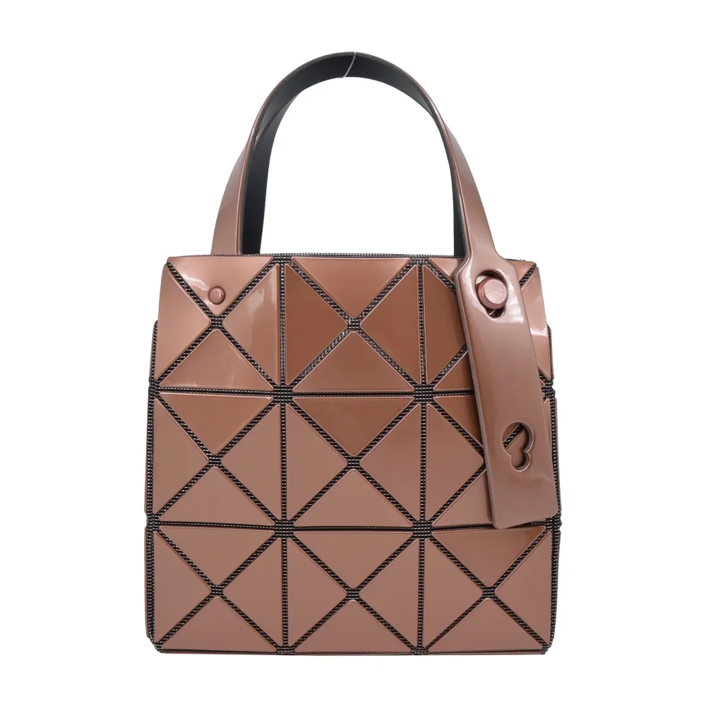 ISSEY MIYAK BAO BAO CARAT 3X3 亮面手提小方盒(藍色) AG610 72 歷史價格詳細信息