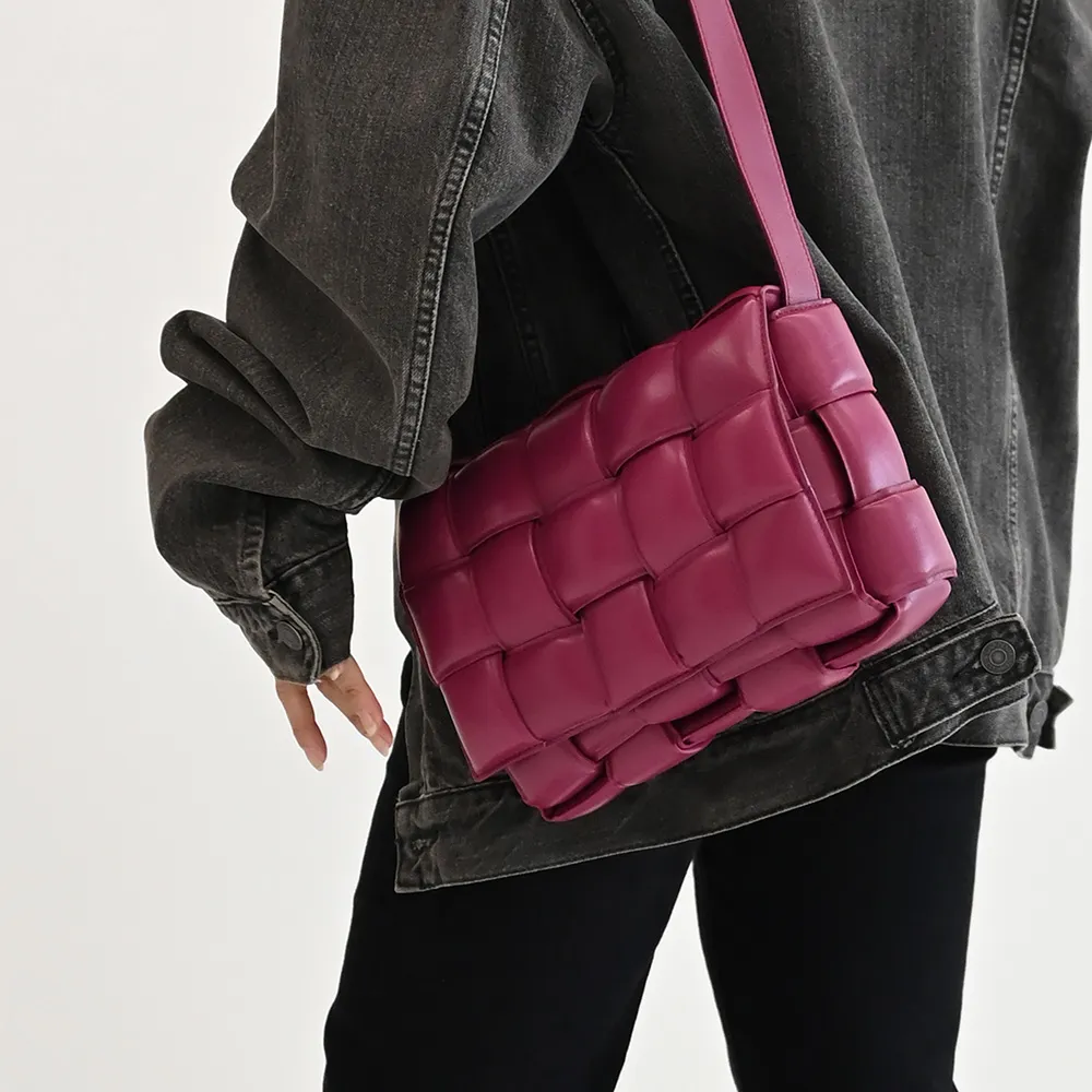 BOTTEGA VENETA 591900 可調式手工編織牛皮手環.紅/桃 歷史價格詳細信息